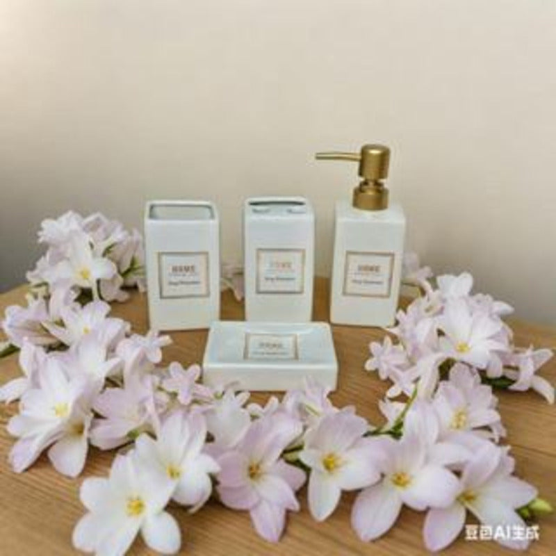 Conjunto de Banheiro em Cerâmica 4 Peças