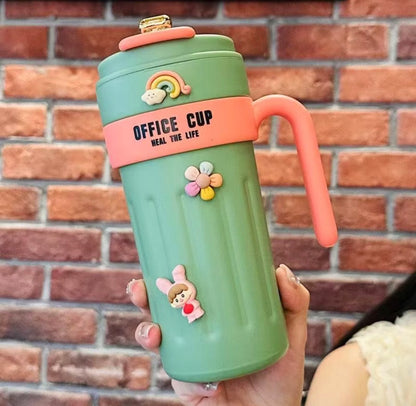 Caneca Térmica Inteligente com Design Moderno