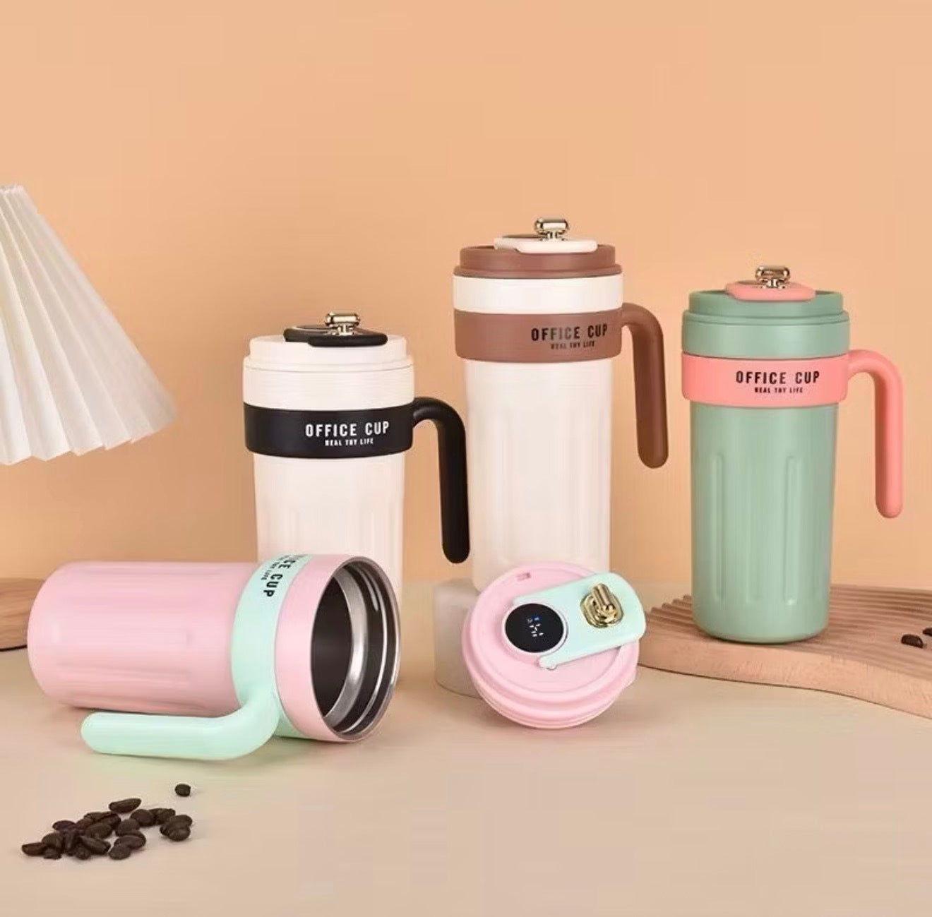 Caneca Térmica Inteligente com Design Moderno