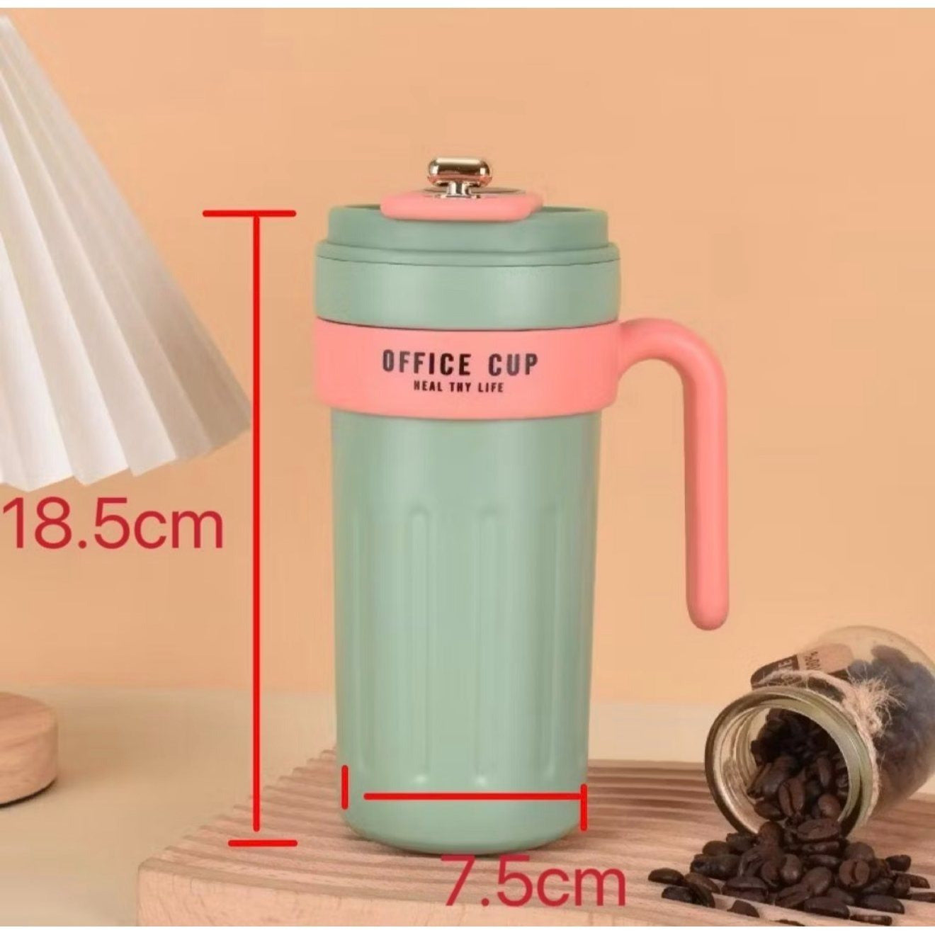 Caneca Térmica Inteligente com Design Moderno